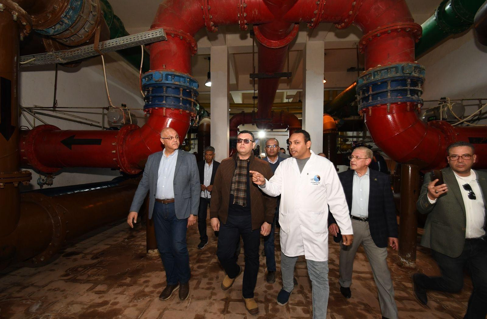 وزير الإسكان ومحافظ القليوبية