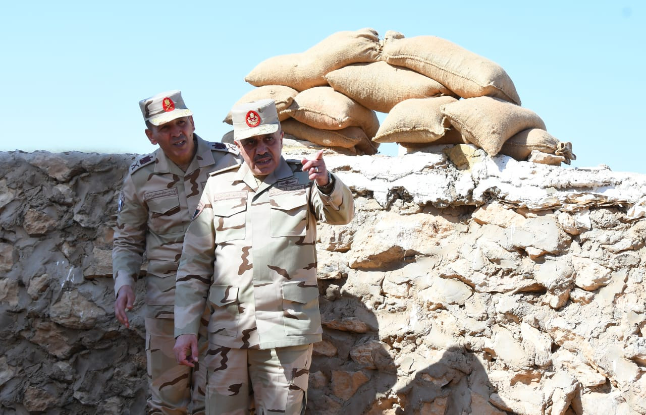 الفريق أحمد خليفة