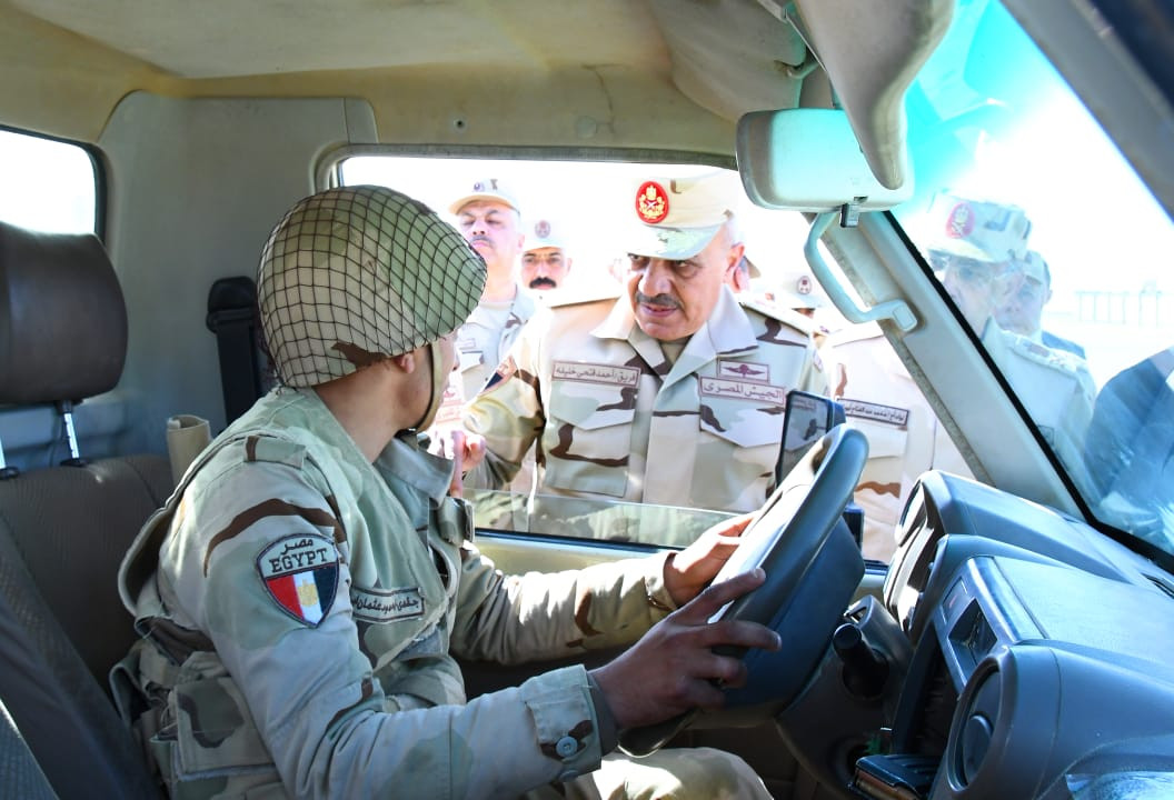 الفريق أحمد خليفة