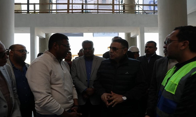 محافظ البحر الأحمر يتفقد مشروع استكمال مستشفى رأس غارب المركزي