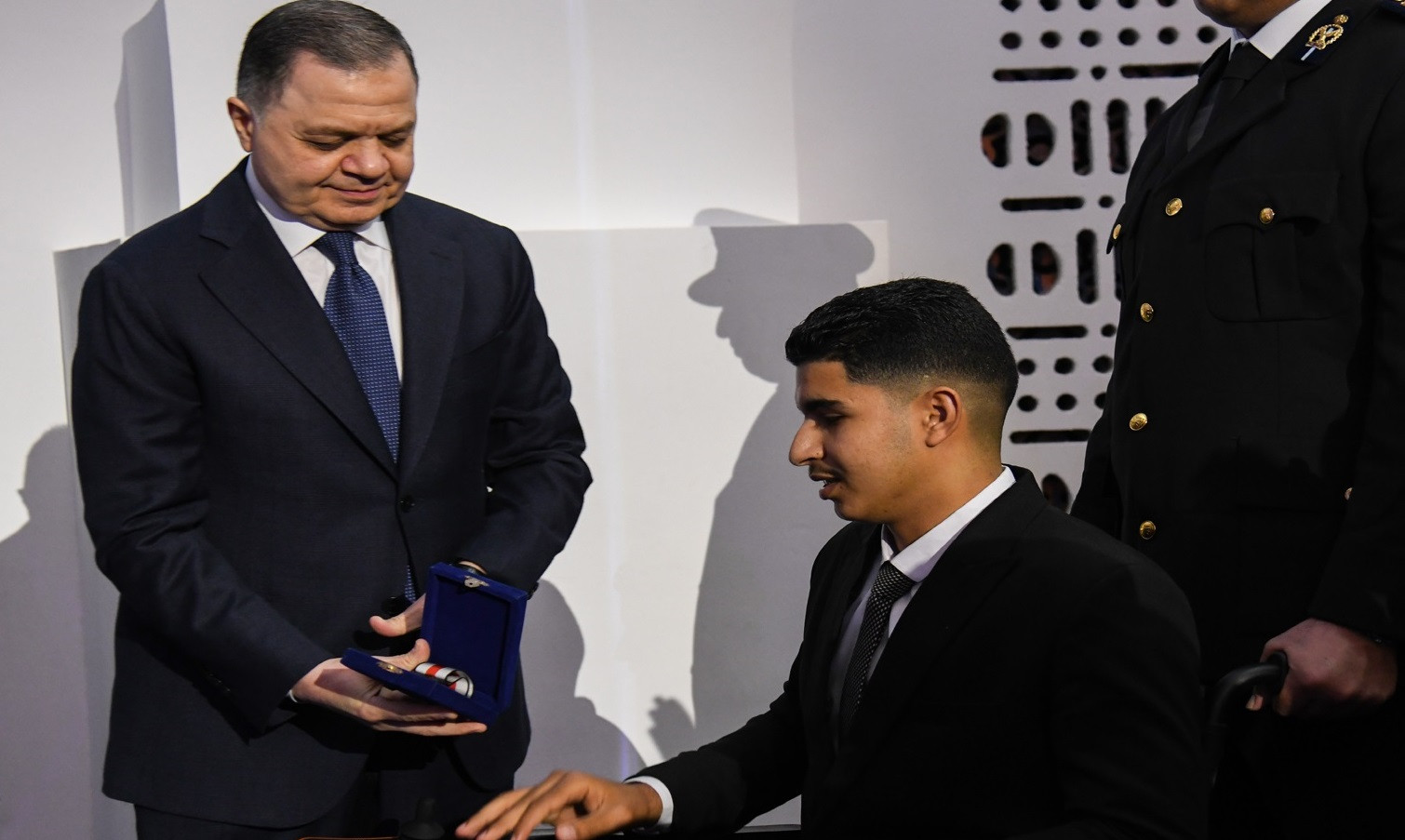 وزير الداخلية