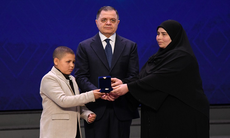 وزير الداخلية