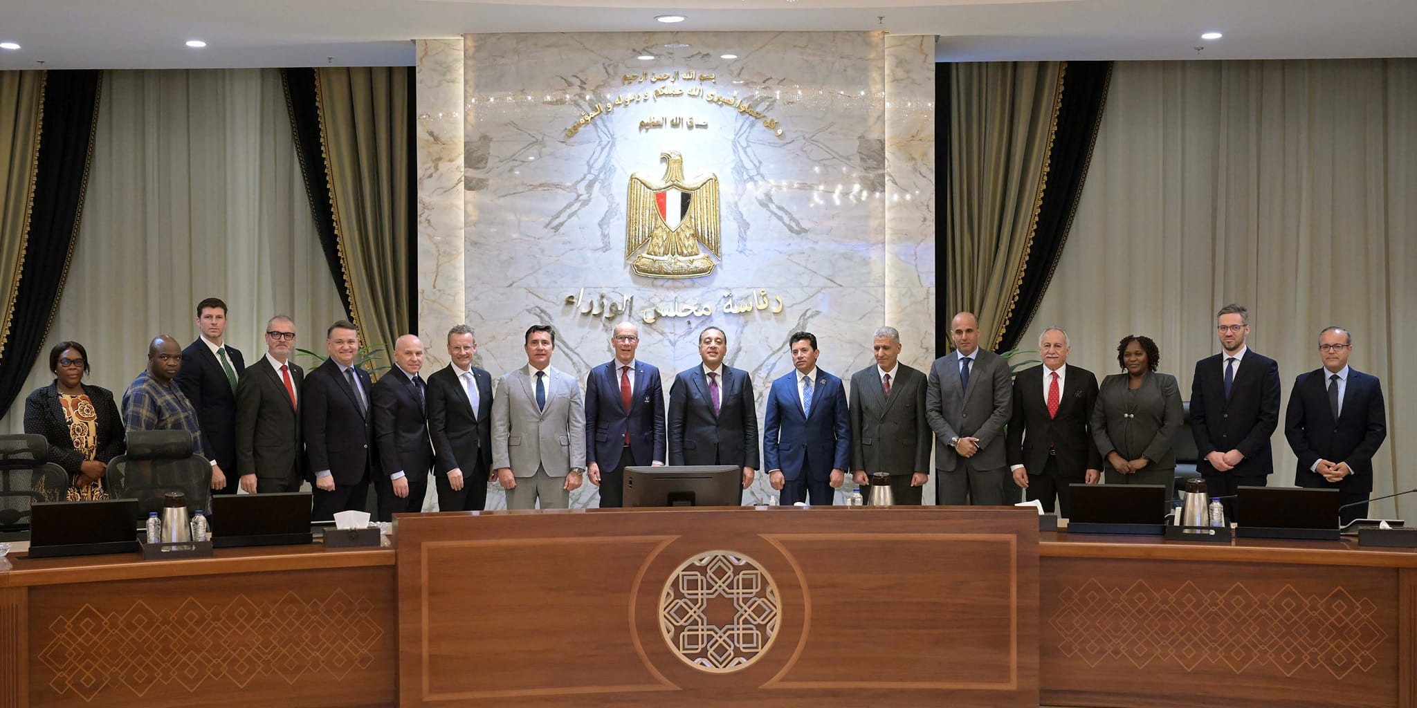 رئيس الوزراء