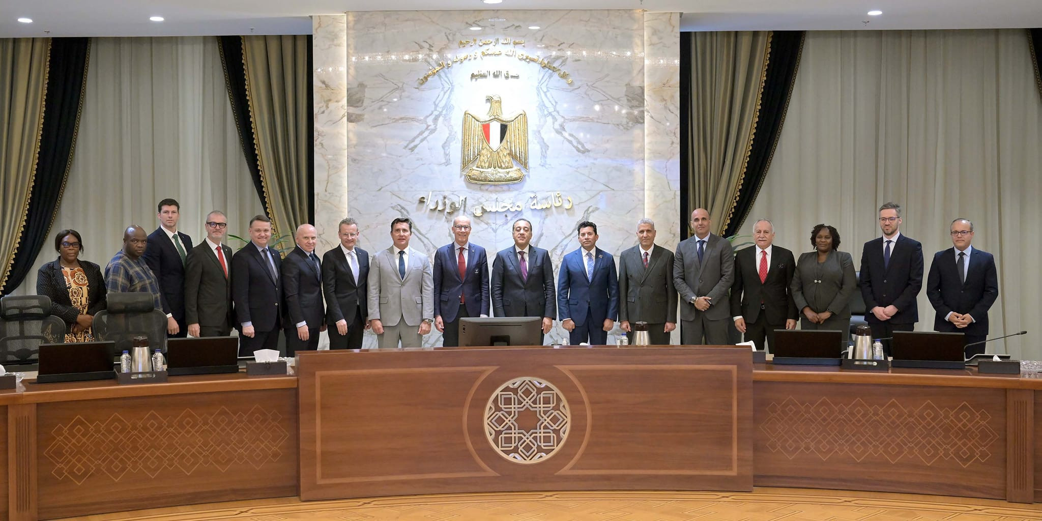 رئيس الوزراء