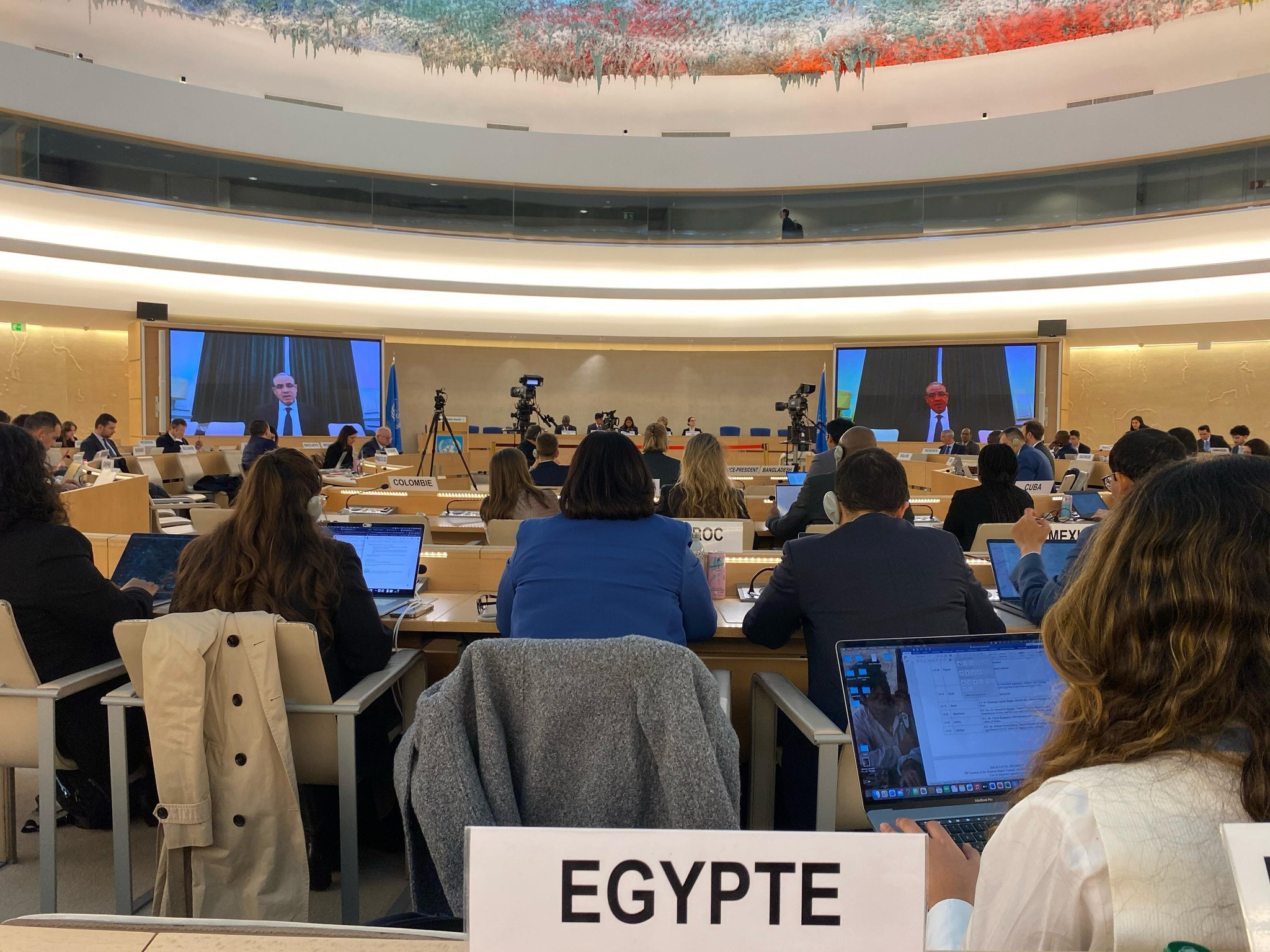 وزير الخارجية