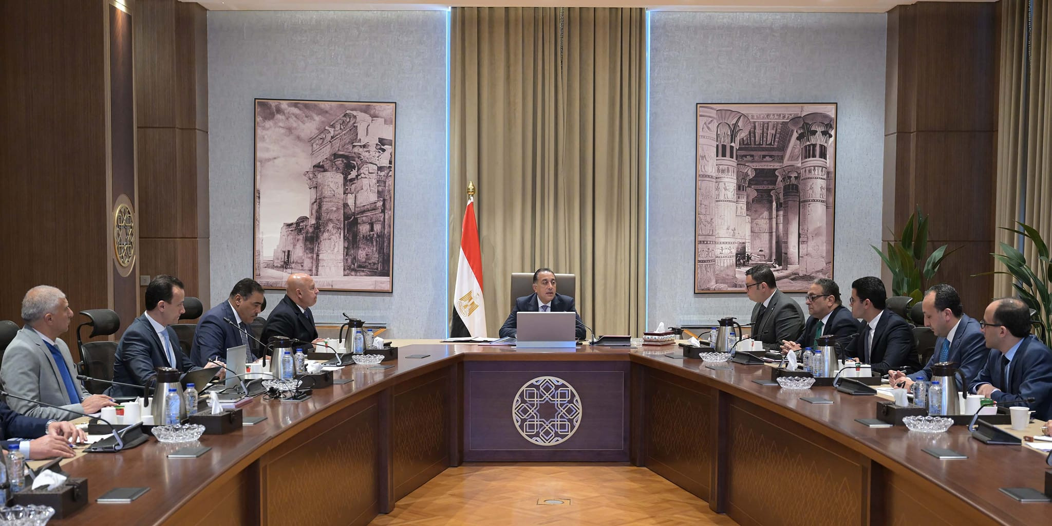 رئيس  الوزراء