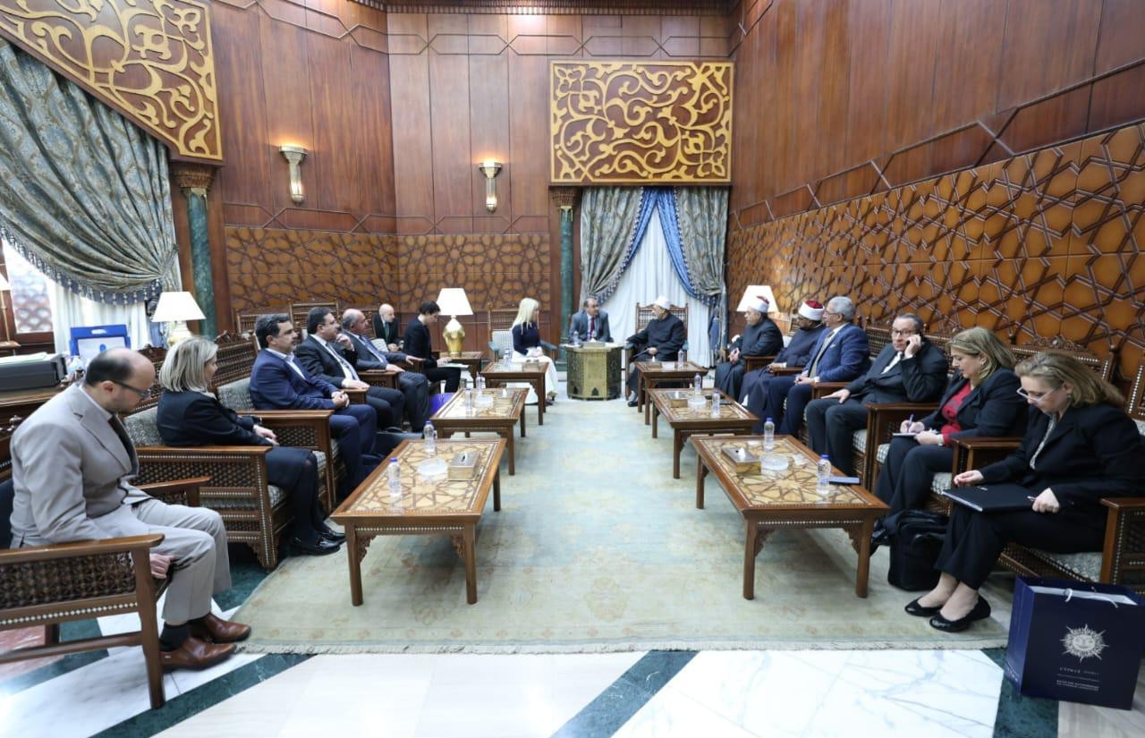 شيخ الزهر ورئيسة مجلس النواب القبرصي