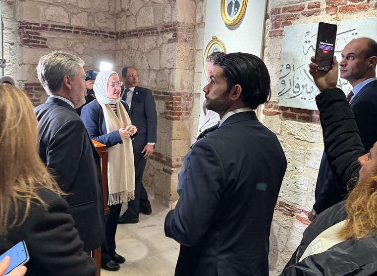 وزير الثقافة الإيطالي يزور المتحف اليوناني