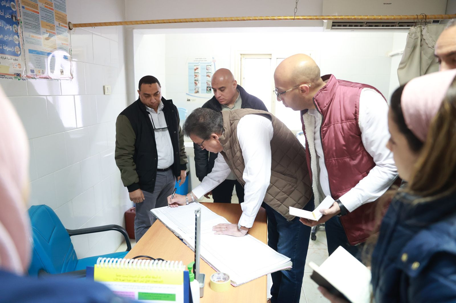 وزير الصحة في الاسمرات