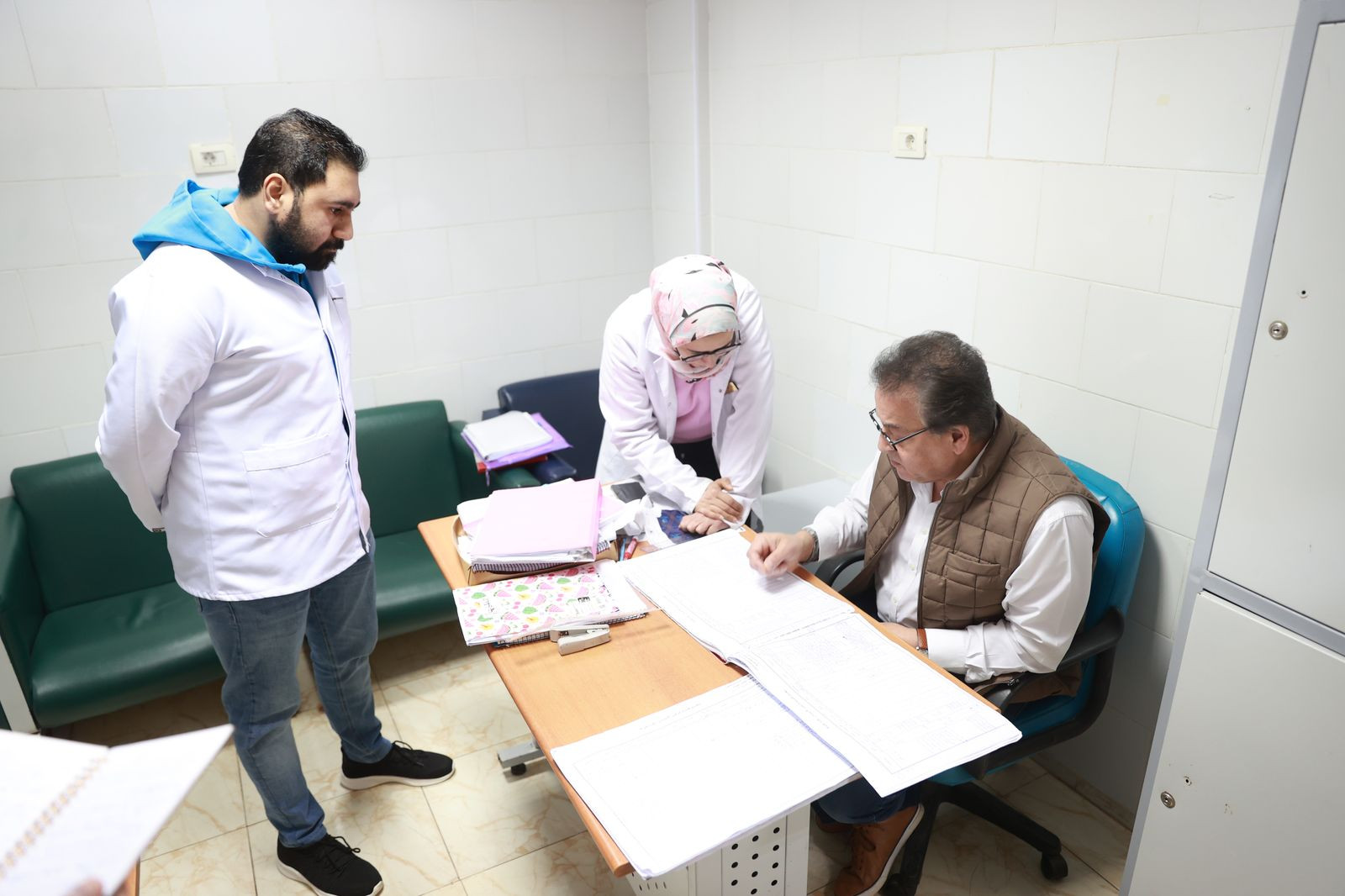 وزير الصحة في الاسمرات