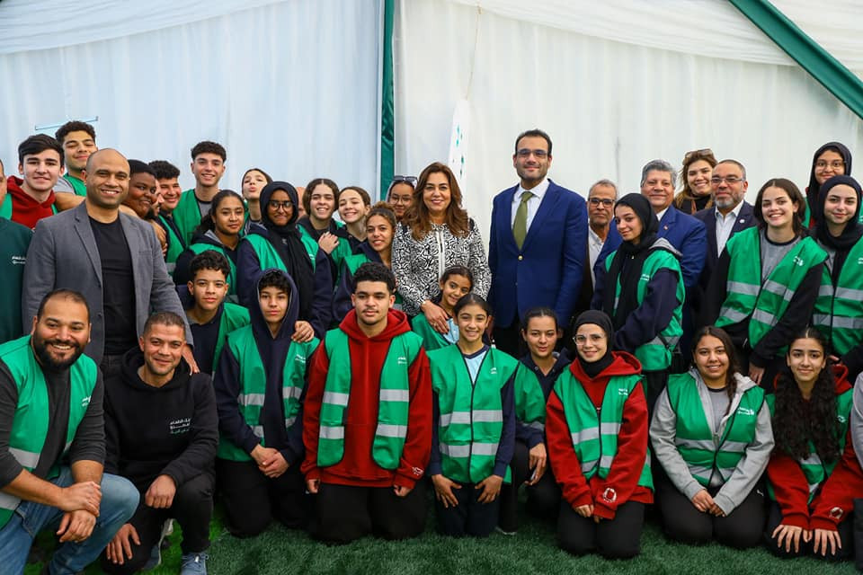 وزيرة التنمية المحلية تزور بنك الطعام المصري