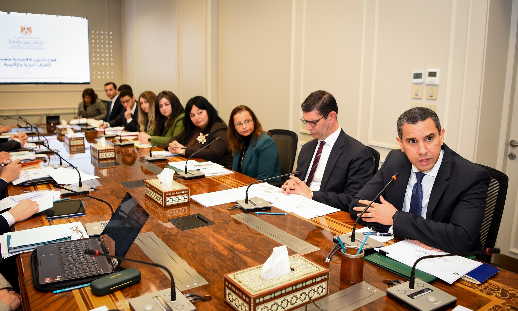 وزير الخارجية