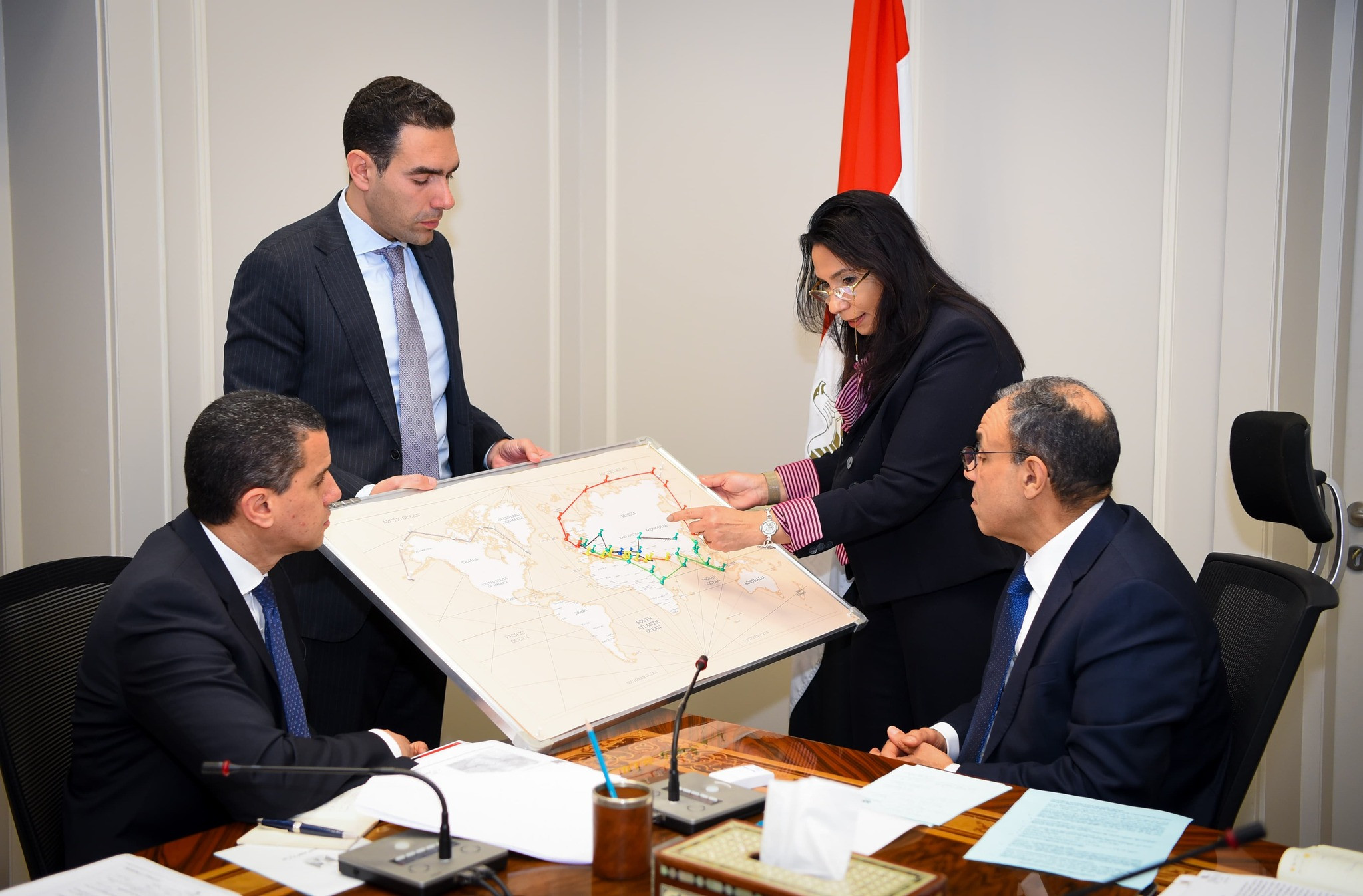 وزير الخارجية