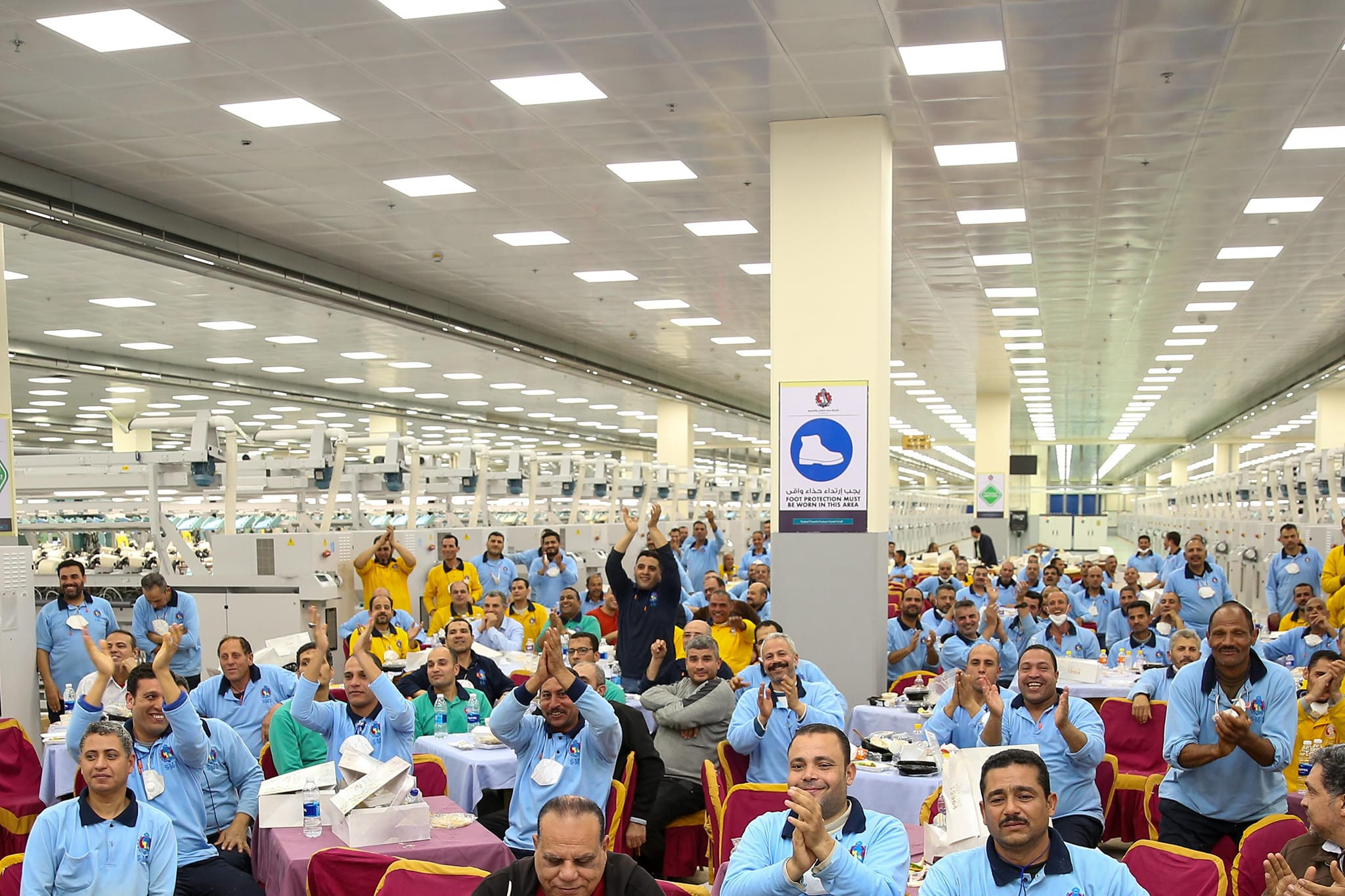 وزير قطاع الأعمال العام يتفقد مصانع شركة مصر للغزل والنسيج