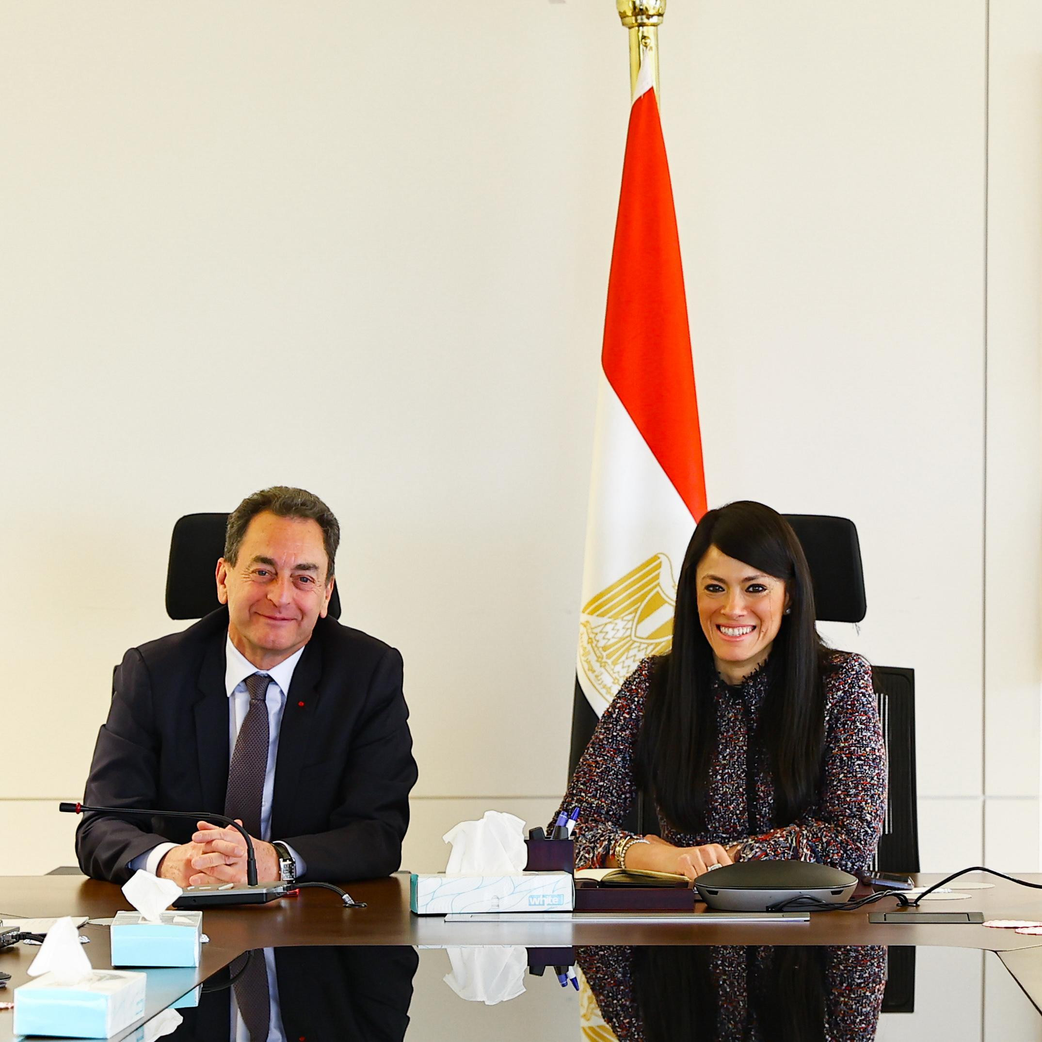 رانيا المشاط وسفير فرنسا
