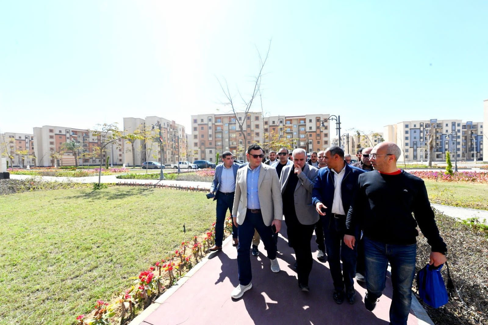 وزير الإسكان