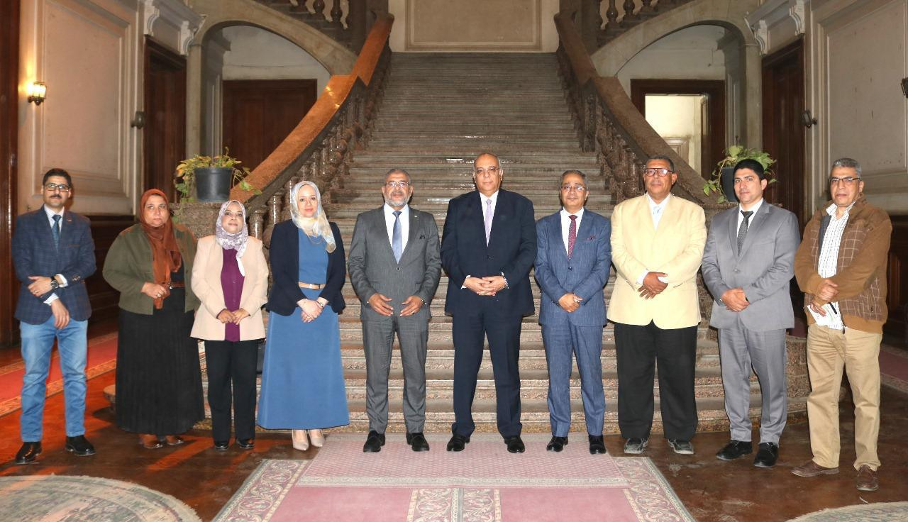 بحوث الصحراء والقومي لبحوث المياه