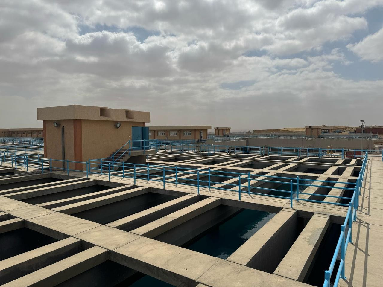 وزير الإسكان