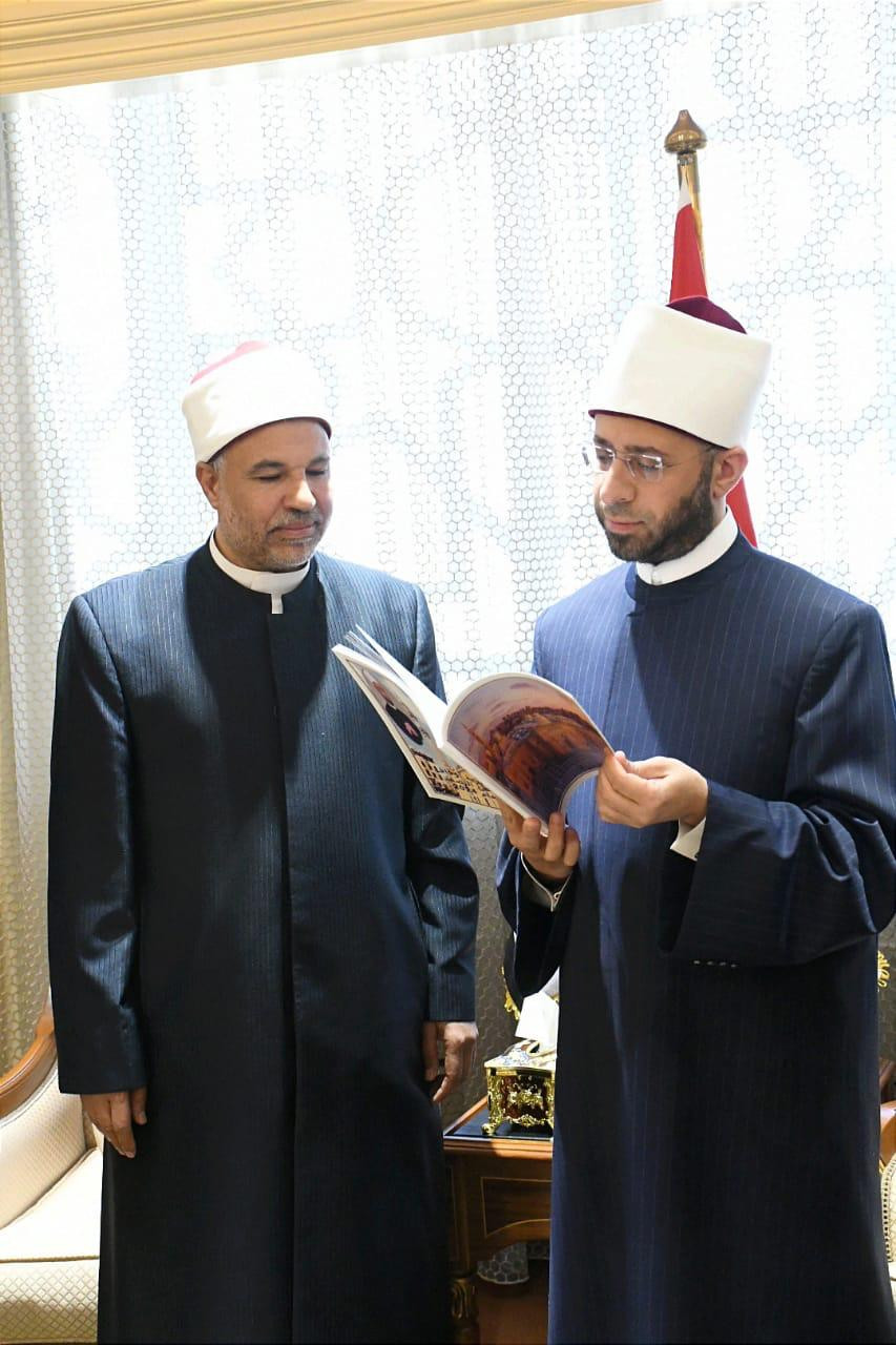 وزير الوقاف مع مديري المديريات