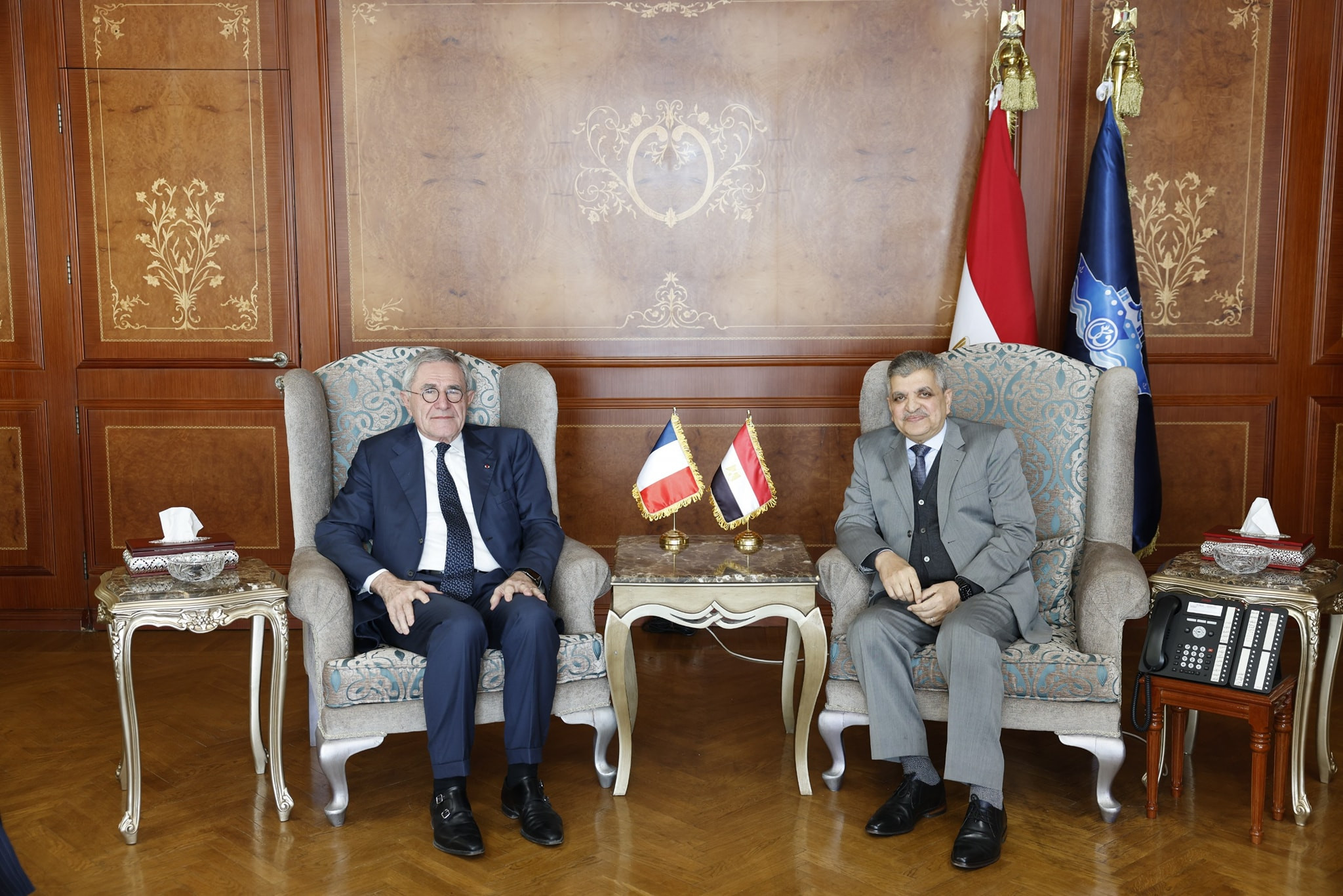 قناة السويس