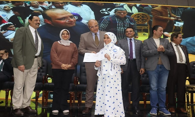 القليوبية تكرم 2000 من حفظة القرآن الكريم وأوائل الثانوية بشبرا الخيمة