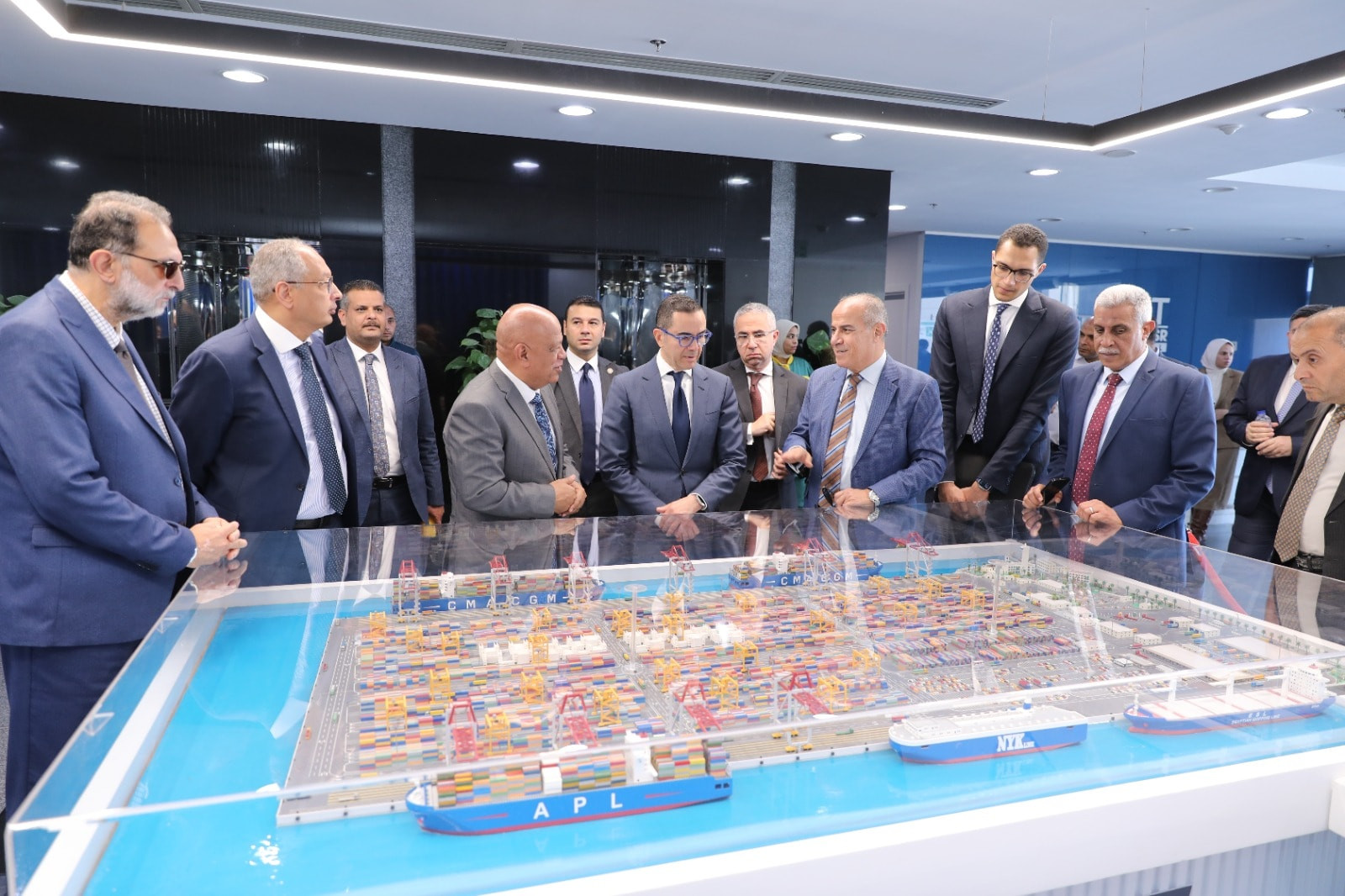 وزير الاستثمار