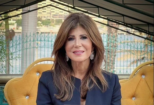 الدكتورة منى زكي