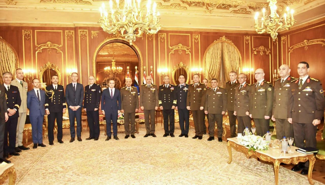 وزير الدفاع