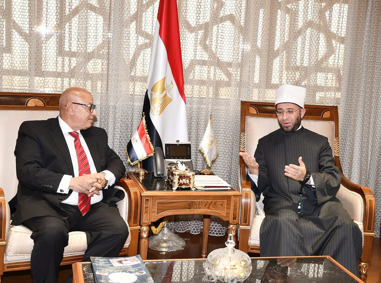 وزير الأوقاف ورئيس مياه القاهرة