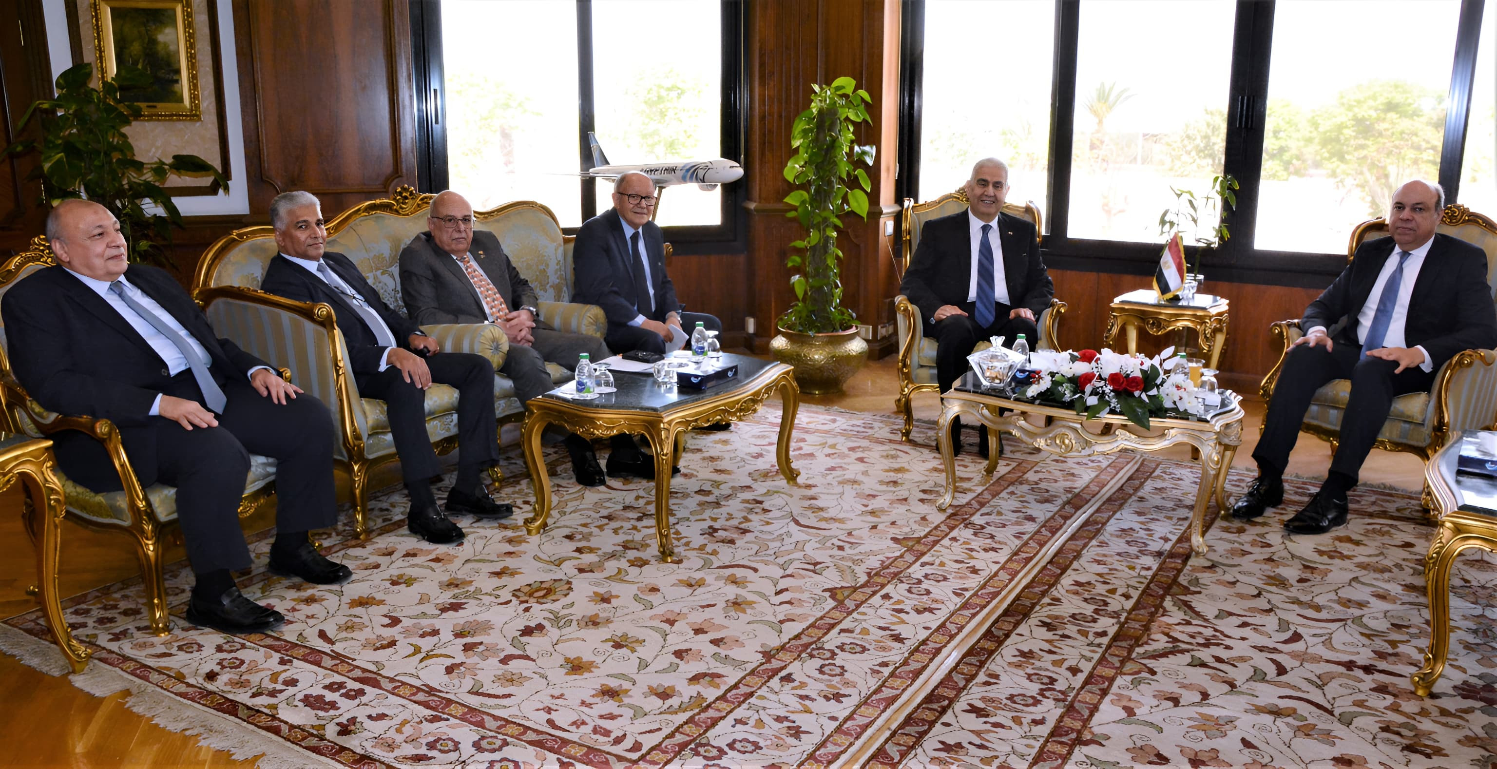 وزير الطيران