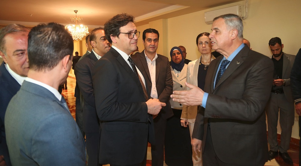 وزير الثقافة ومحافظ الإسكندرية يفتتحان مسرح بيرم التونسي