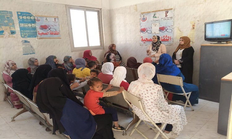 فحص 618 مواطن خلال قافلة طبية مجانية بقرية نجم بمركز مطاي بالمنيا