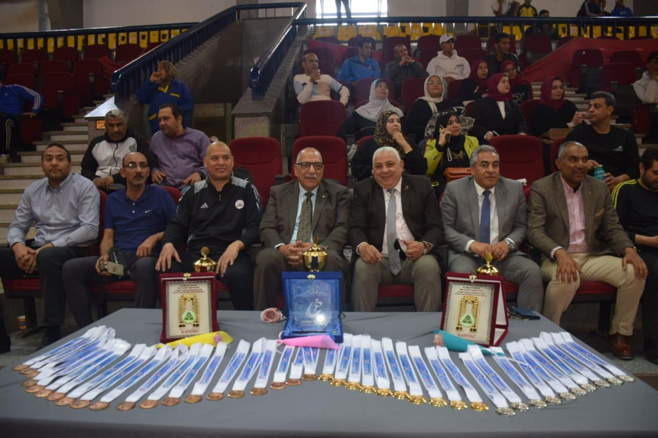 بطولة المصارعة للجامعات والمعاهد العليا