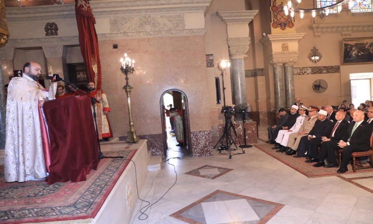 محافظ القاهرة يشهداحتفال الأرمن الأرثوذكس بعيد القيامة ويؤكد الوحدة ال