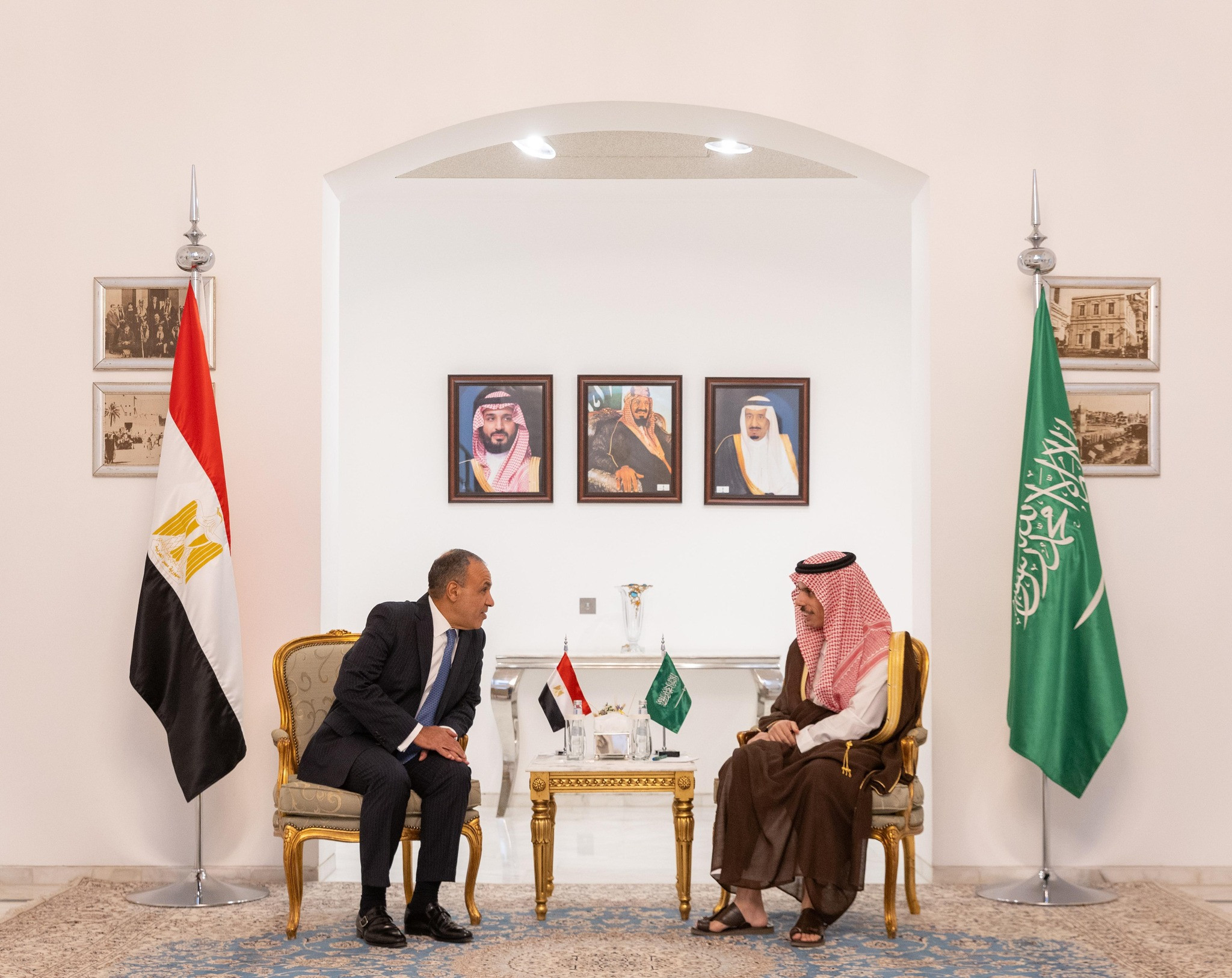 وزير الخارجية ونظيره السعودي