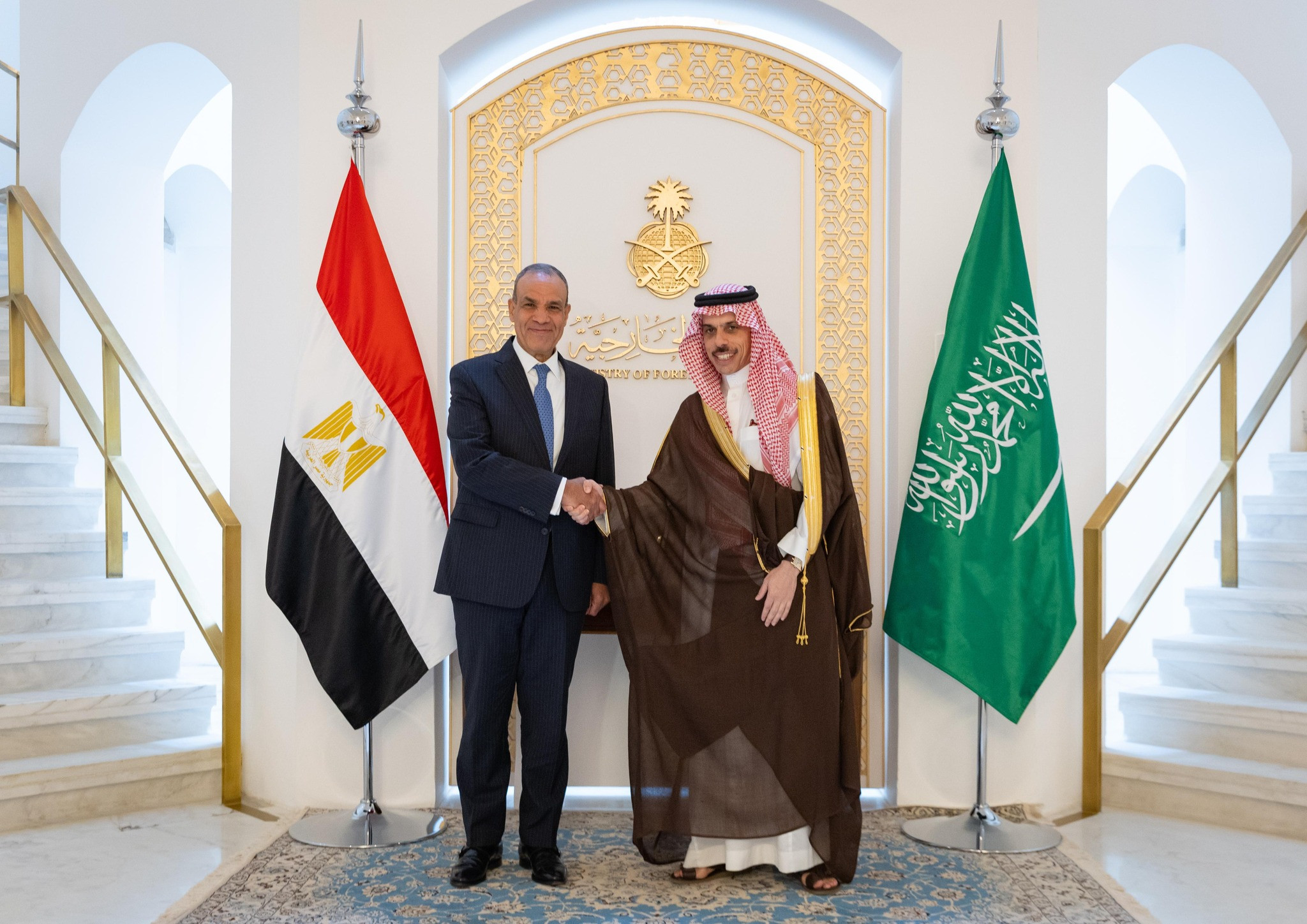 وزير الخارجية ونظيره السعودي