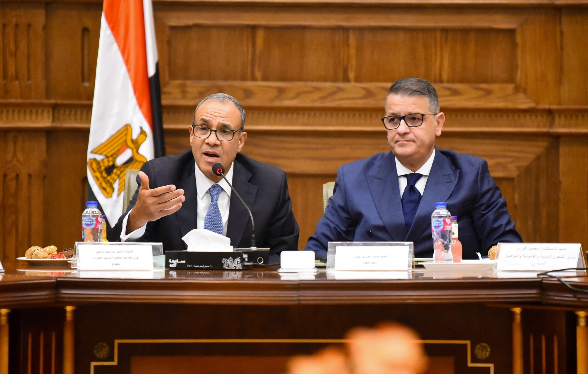 وزير الخارجية
