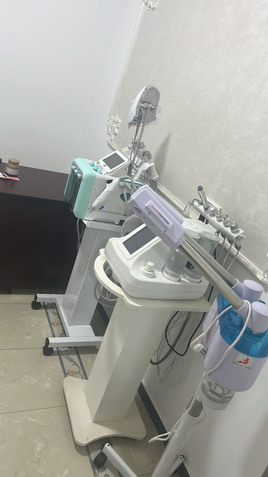 إغلاق عيادة لعلاج الأمراض الجلدية