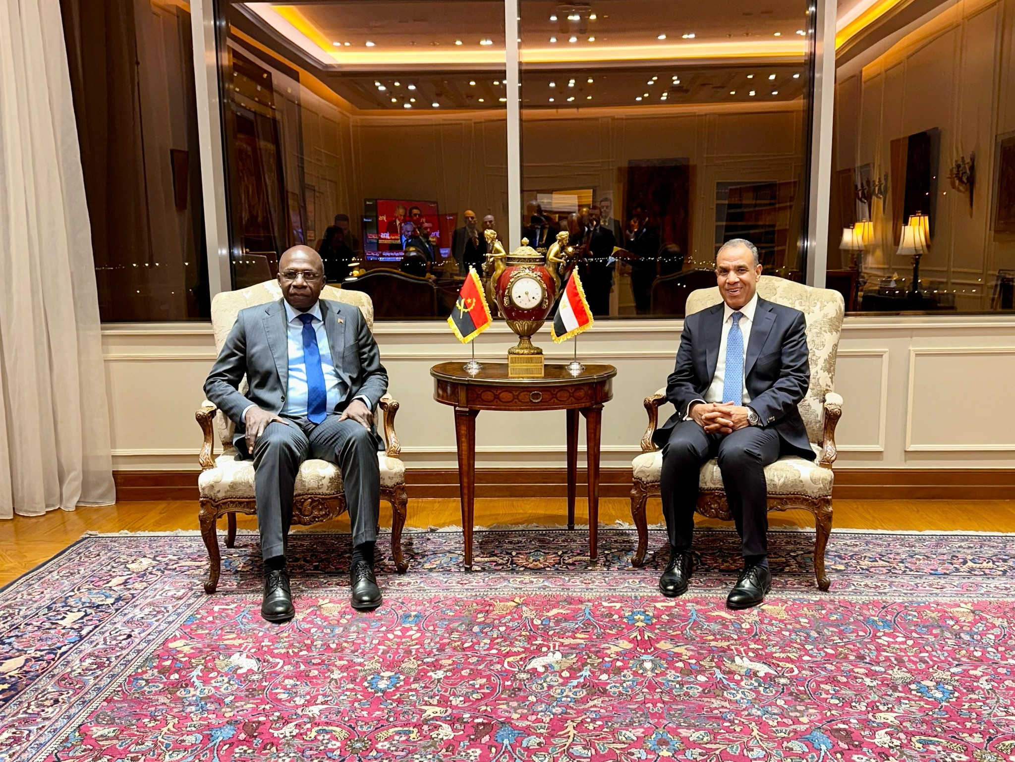 وزير الخارجية ونظيره الأنجولي