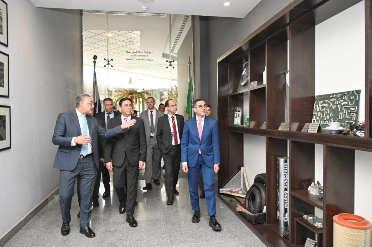 وزير الاستثمار ونظيره المغربي