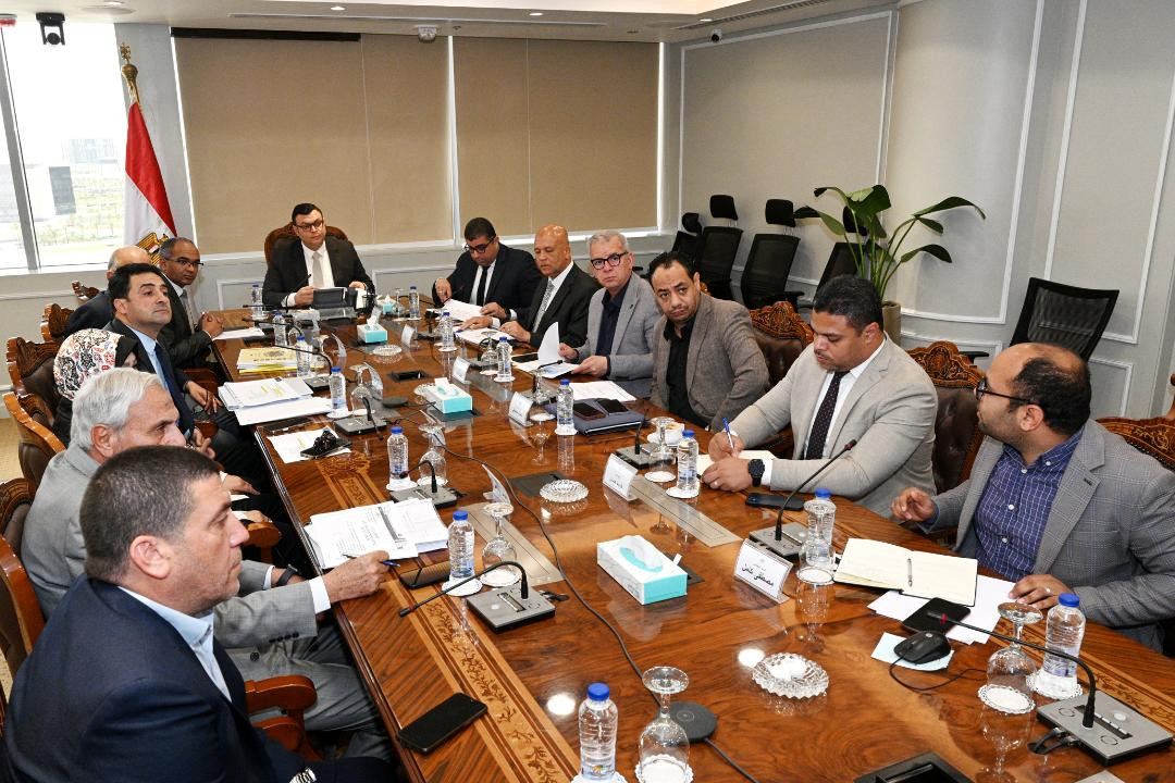 وزير الاسكان