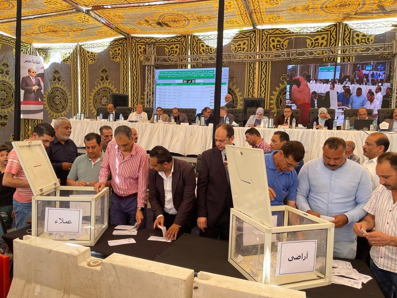 وزير الإسكان والقرعة العلنية