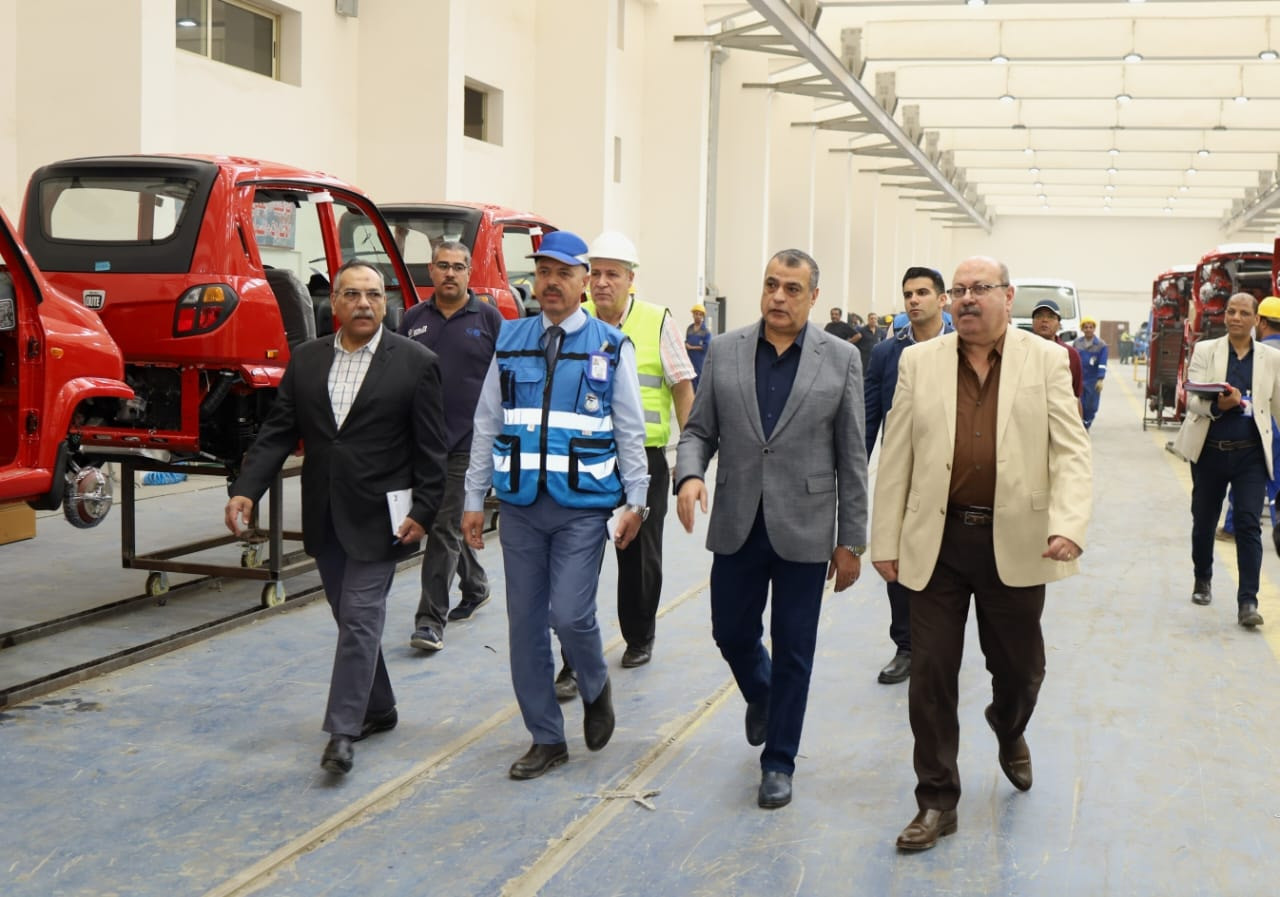 وزير الانتاج الحربي