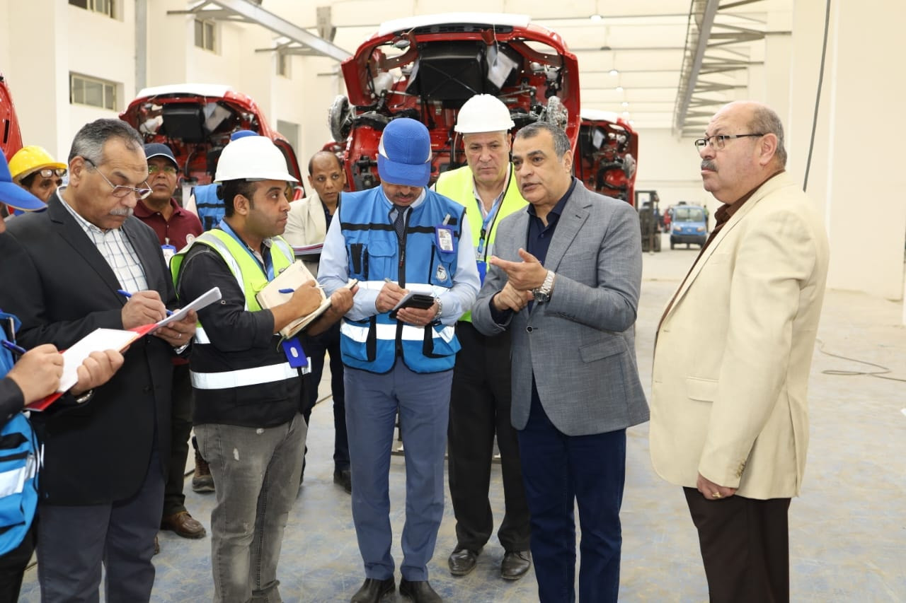 وزير الانتاج الحربي