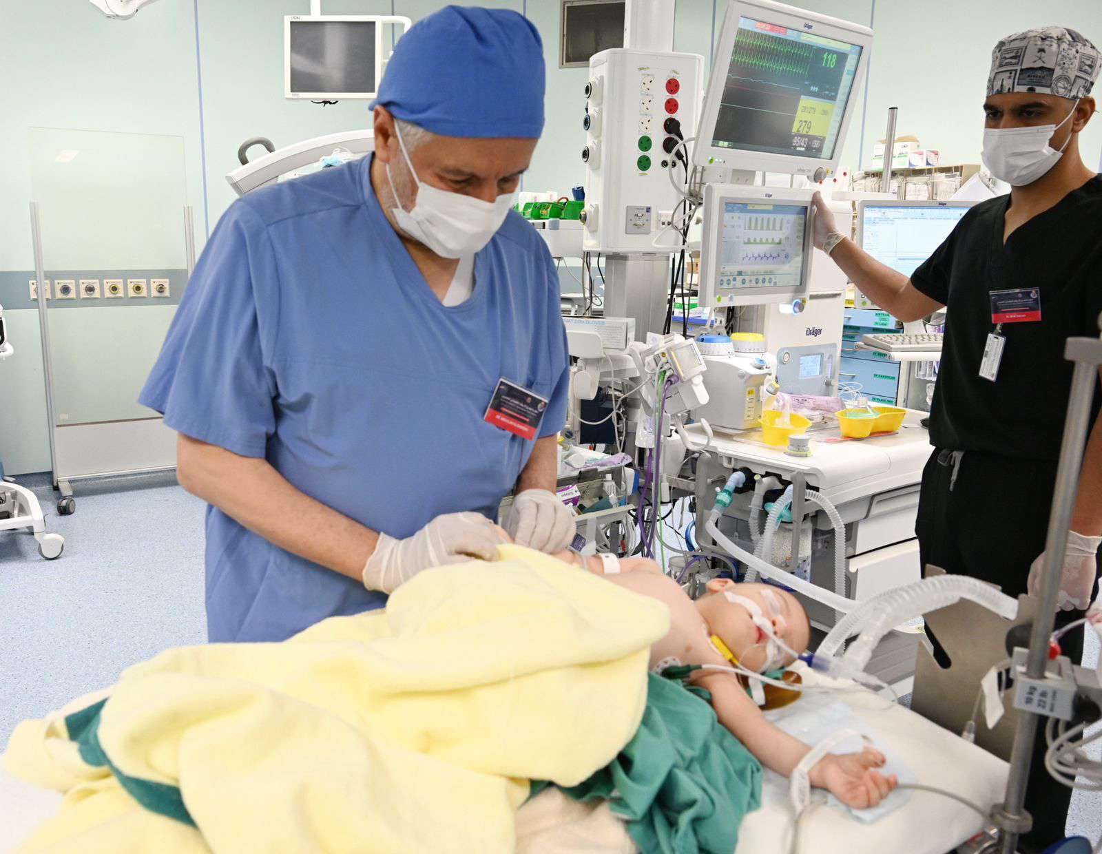 فصل توأم طفيلي