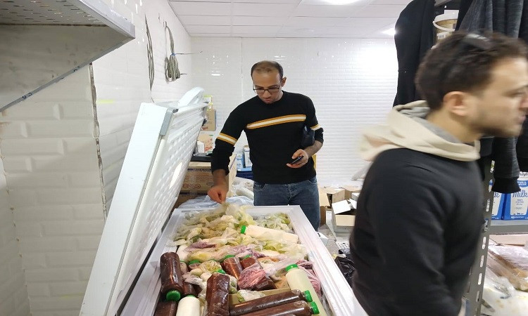 تحرير ١٣٠٣ محضر مخالفة صحية لمنشآت غذائية بالمنوفية