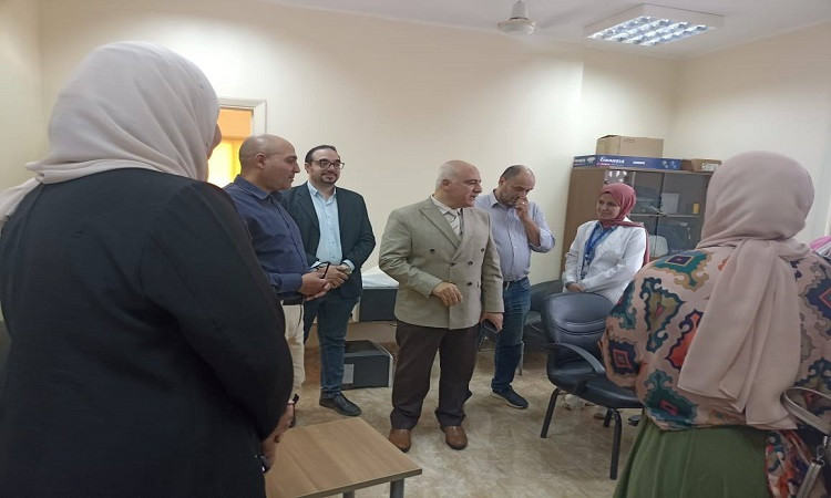 وكيل وزارة الصحة بالقليوبية يتفقد المركز الطبي بالعبور