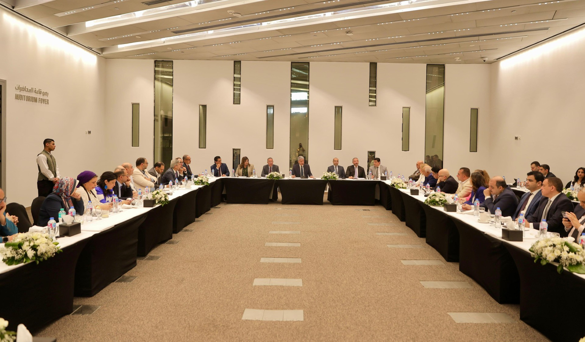 وزير السياحة