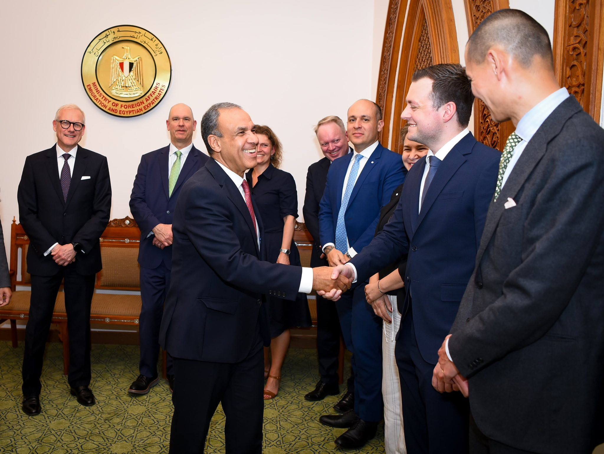 وزير الخارجية