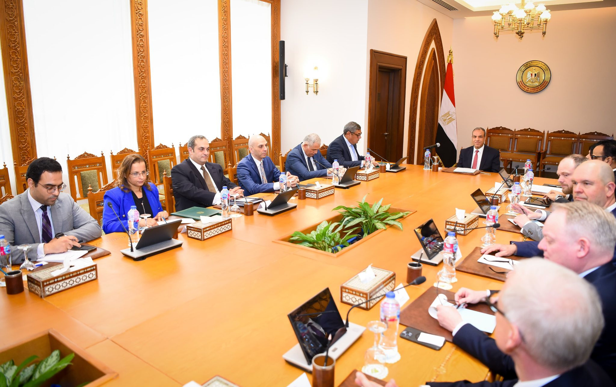 وزير الخارجية